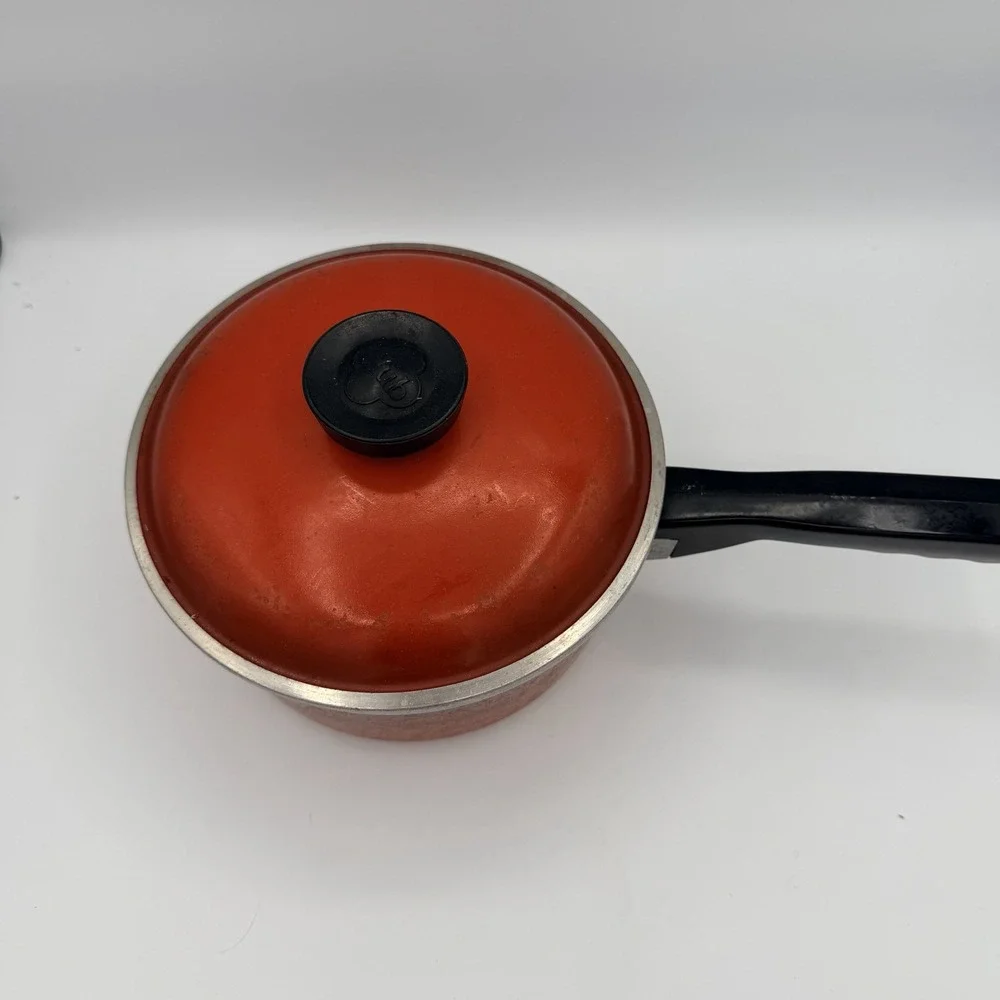 Vintage Club Cast Aluminum Saucepan 2 Quart Pot Pan With Lid Poppy Red
